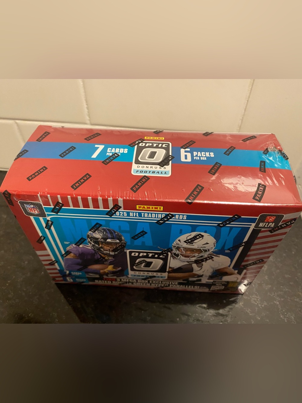 Panini - 2025 Donruss “Optic” NFL Football Mega Box (NEW/SEALED) - Picture 4 of 15